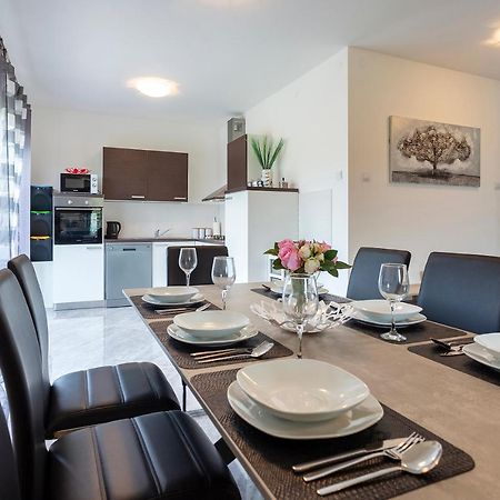 Apartmani Karoca 3 PUY 외부 사진