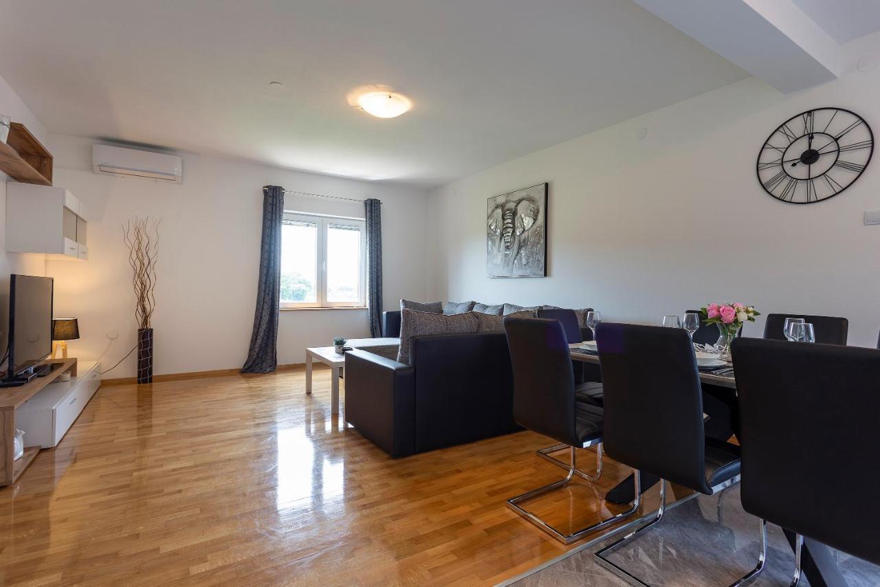 Apartmani Karoca 3 PUY 외부 사진