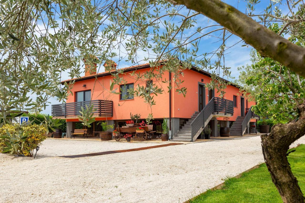 Apartmani Karoca 3 PUY 외부 사진