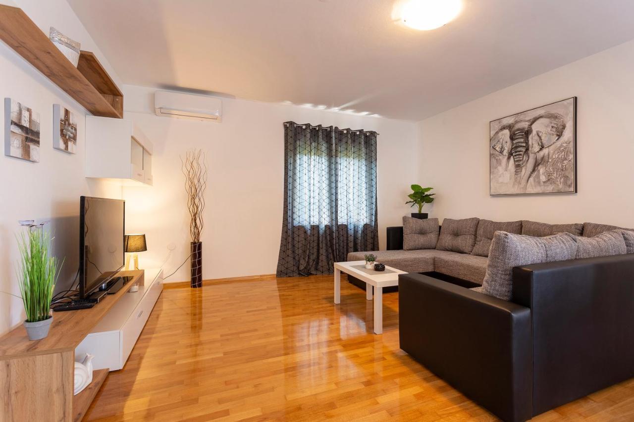 Apartmani Karoca 3 PUY 외부 사진
