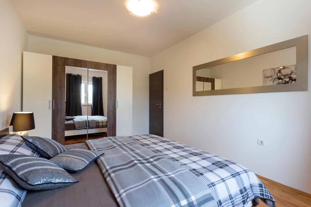 Apartmani Karoca 3 PUY 외부 사진