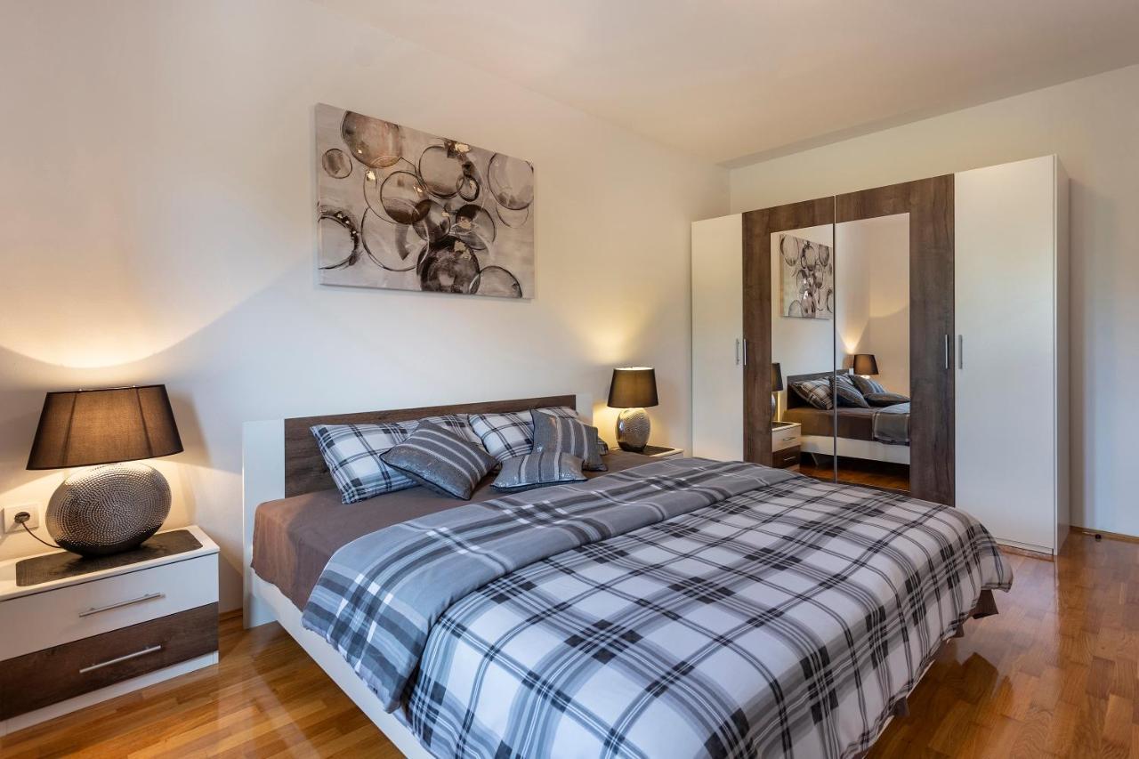 Apartmani Karoca 3 PUY 외부 사진
